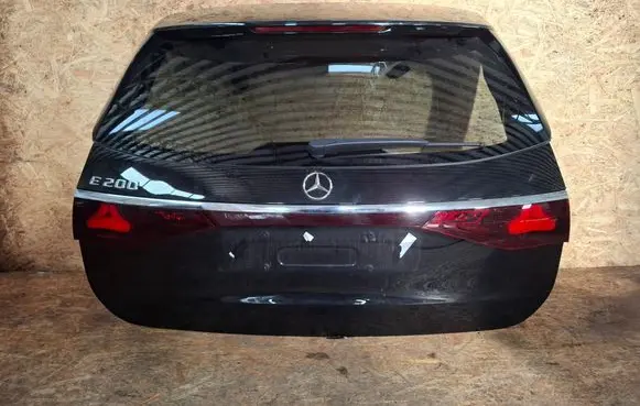 Mercedes-Benz E W214 Tailgate/trunk/boot lid a2147420700