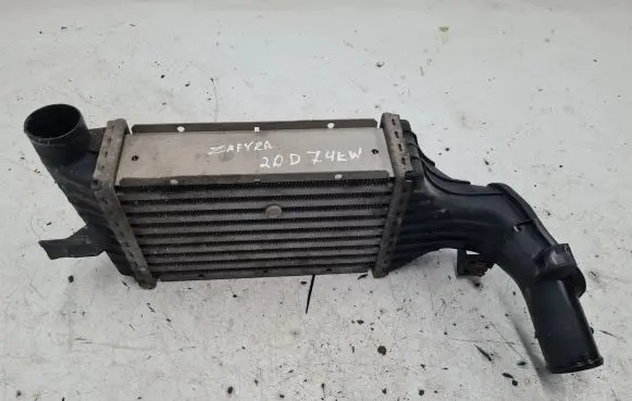 Opel Zafira A Intercooler radiator 24436438