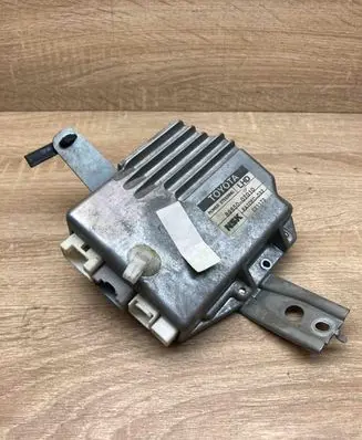 Toyota Corolla E120 E130 Power steering control unit/module 8965002010 EATCEC032 LHD
