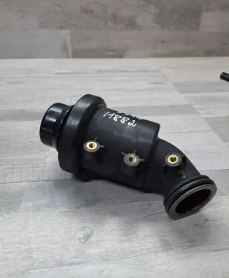 Mercedes-Benz E W212 Intake resonator A6511400087 4011195A