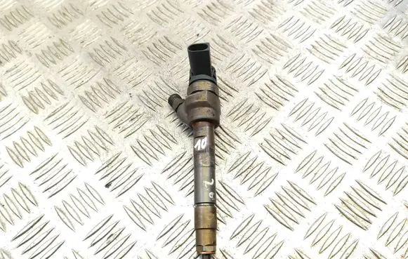 BMW 7 F01 F02 F03 F04 Fuel injector 0445110616