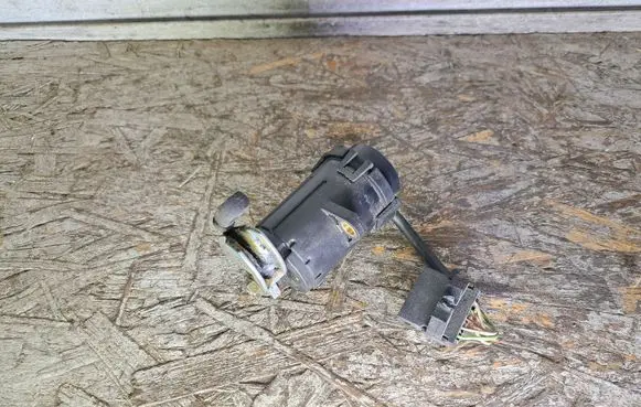 Audi 80 90 S2 B4 Accelerator pedal position sensor 0205001001 443721759C