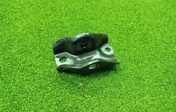 Renault Arkana Gearbox mount 113322829R