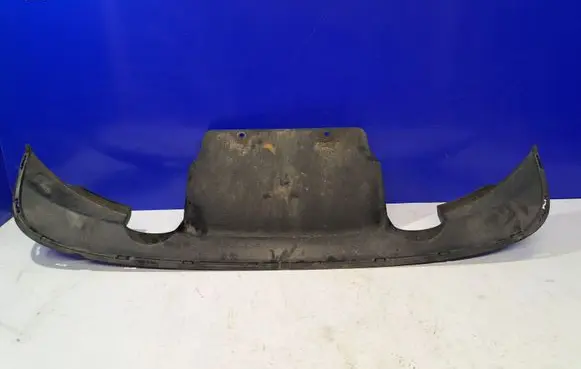 Front bumper lip