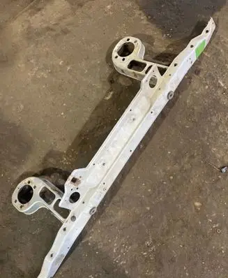 BMW 3 E36 Radiator support slam panel bracket 8367947