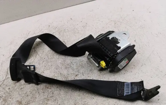 Volvo V40 Rear seatbelt P31292072 1P619885900D