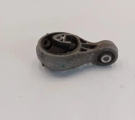 Mini Cooper Countryman R60 Engine mount bracket