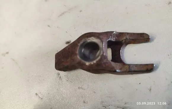 Citroen C3 Fuel Injector clamp holder