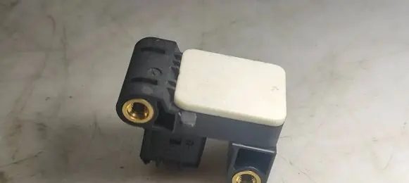 BMW 1 E81 E87 Airbag deployment crash/impact sensor 0285003900 6911003 2905066577