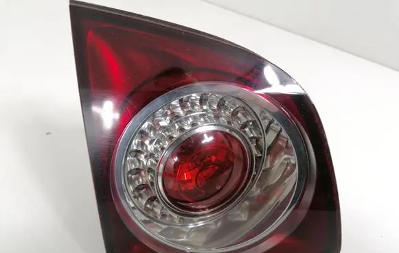 Volkswagen Golf Plus Tailgate rear/tail lights 5M0945093H
