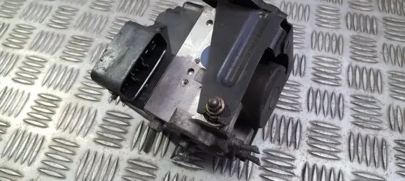 Toyota Camry ABS Pump 4451033090