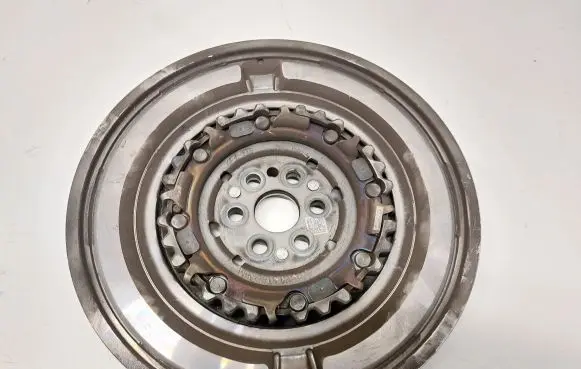 KIA Sportage Flywheel 232002B570
