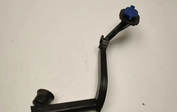 Mercedes-Benz C W205 other engine part A2058600164