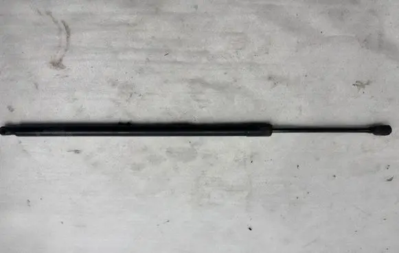 Jeep Grand Cherokee Tailgate/trunk strut/damper 68165052AC 68165052
