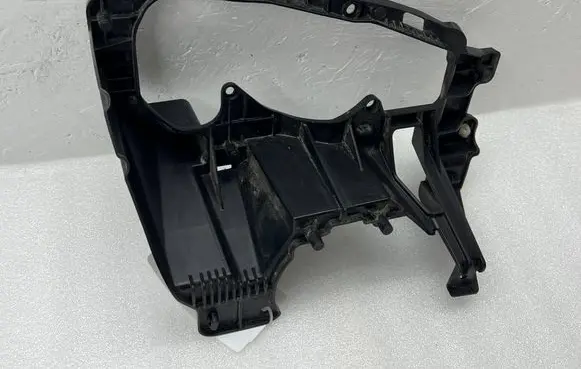 Suzuki Vitara (LY) Fog light bracket 3556686R0