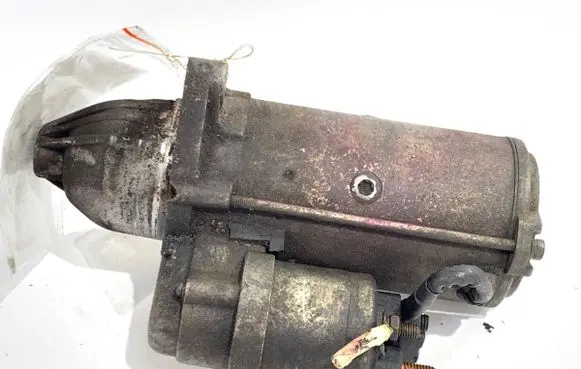 Opel Astra H Starter motor 