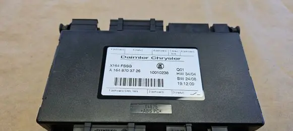 Mercedes-Benz GL X164 Seat control module A1648703726 1648703726