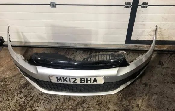 Volkswagen Scirocco Front bumper 