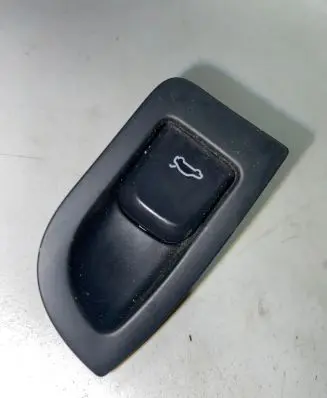 Audi A4 S4 B8 8K Tailgate opening switch 