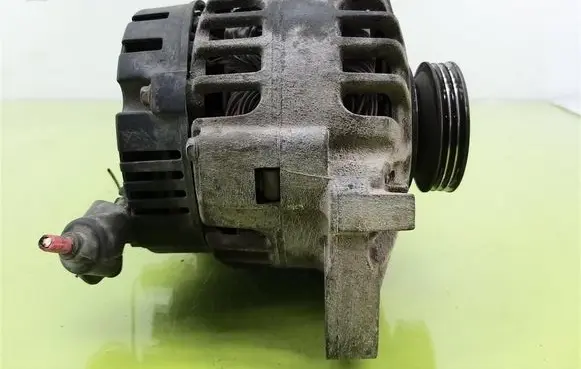 Renault Clio II Generator/alternator 2542422A