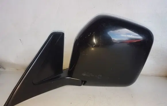 Mitsubishi Pajero Sport I Front door electric wing mirror E13010155