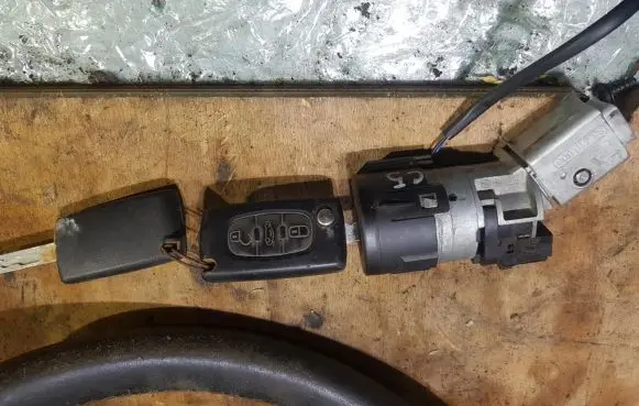 Citroen C5 Ignition lock
