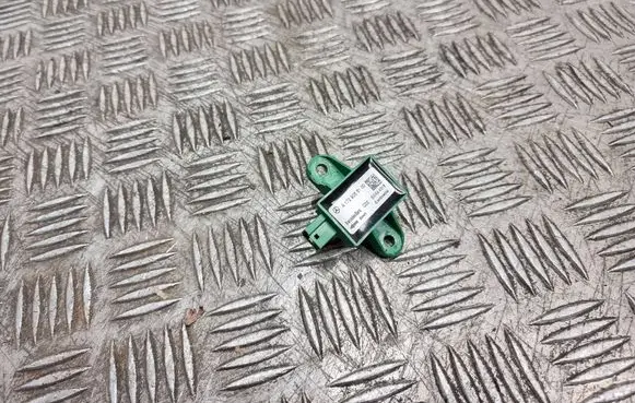 Mercedes-Benz E C207 W207 Airbag deployment crash/impact sensor A1729056100 5WK44316