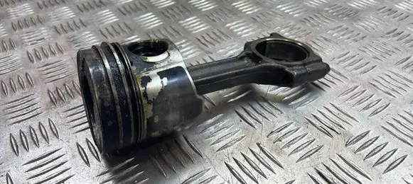 Renault Trafic II (X83) Piston with connecting rod