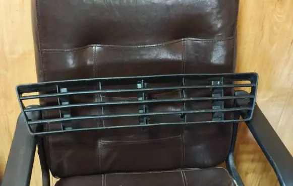 Audi A6 S6 C5 4B Front bumper lower grill 4B0807683F