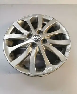 Toyota Yaris R15 alloy rim 