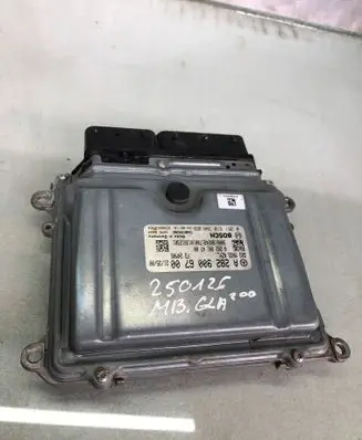 Mercedes-Benz GLA H247 Engine control unit/module A2829006700