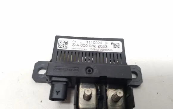 Mercedes-Benz C W204 Other relay A0009822023