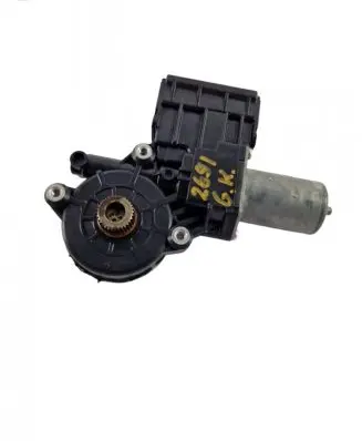Toyota Yaris XP210 Rear door window regulator motor 85720K0010