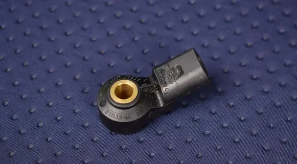 Audi A6 S6 C7 4G Detonation knock sensor 030905377C