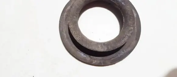 Hyundai Getz Front coil spring rubber mount 553321c000 55332-1c000