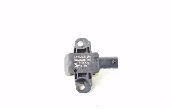 Infiniti Q30 Airbag deployment crash/impact sensor A1668210351