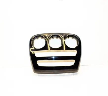 Radio/GPS head unit trim