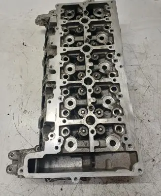 BMW X1 F48 F49 Engine head 85136810500 B47C20A