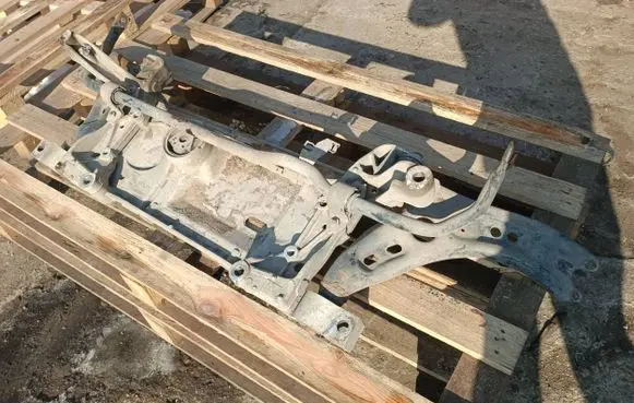 Skoda Octavia Mk2 (1Z) Front subframe 1K0199369G 1K0199295F 1K0199296F