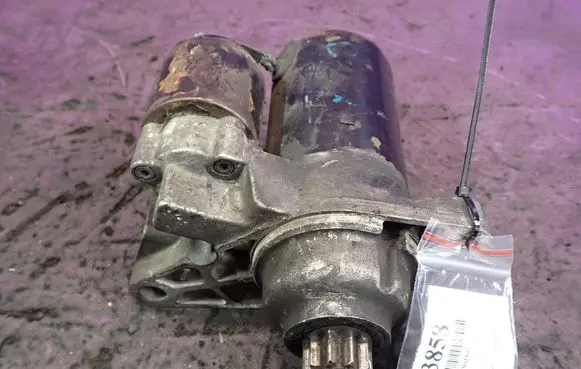 Audi A2 Starter motor 02T911023E