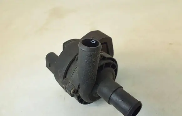 Mercedes-Benz E W212 Electric auxiliary coolant/water pump A2118350028
