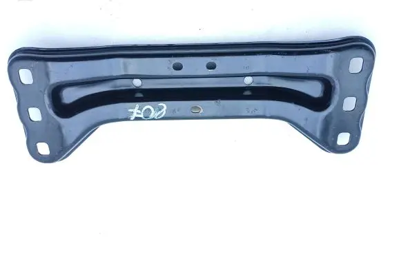 Mercedes-Benz E A207 Gearbox mounting bracket A2042422001