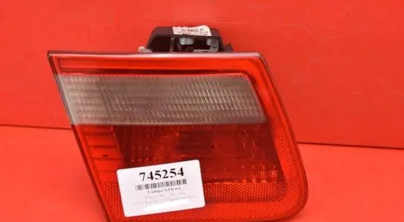 BMW X3 E83 Rear/tail lights 8368759