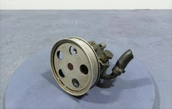 Audi A4 S4 B6 8E 8H Power steering pump 8E0145153ES