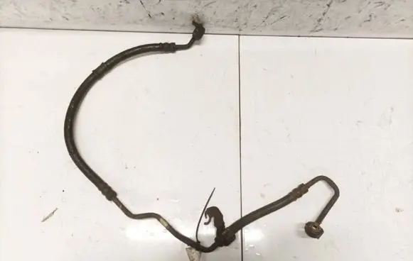 Mazda 3 I Air conditioning (A/C) pipe/hose