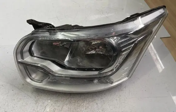 Ford Transit Headlight/headlamp BK3113W030AF