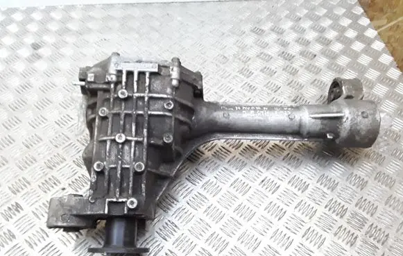 Nissan Navara Front differential 