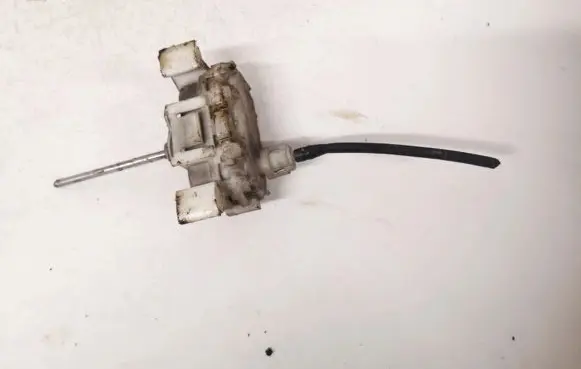 Audi A8 S8 D2 4D Central locking vacuum pump 4d0862153a