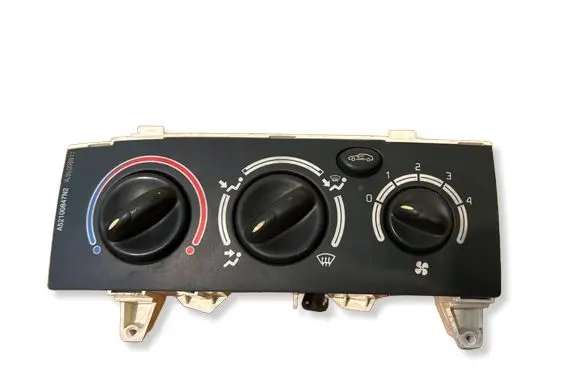 Renault Megane II Climate control unit 655738N 100839 A52CHHG