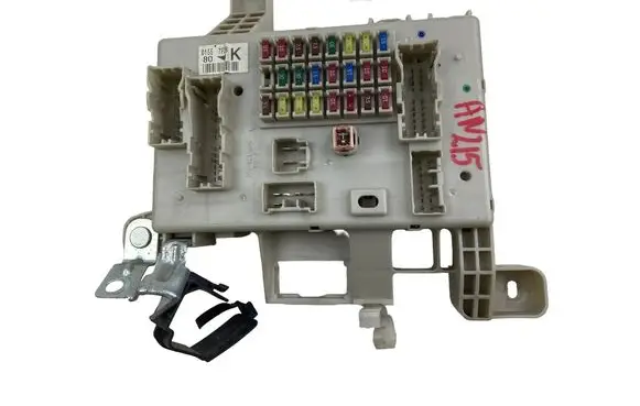 Toyota Land Cruiser (J120) Fuse box set